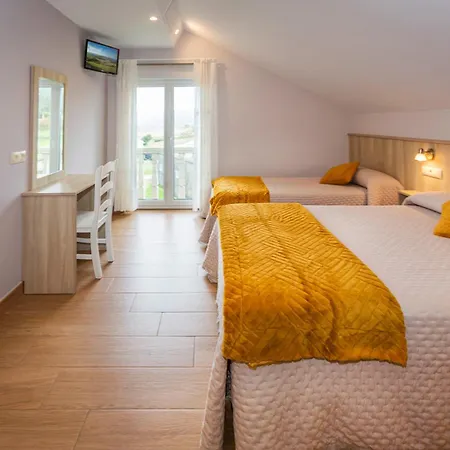 Mirador Do Faro Tourinan Lejlighed *