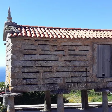 Lejlighed Mirador Do Faro Tourinan *